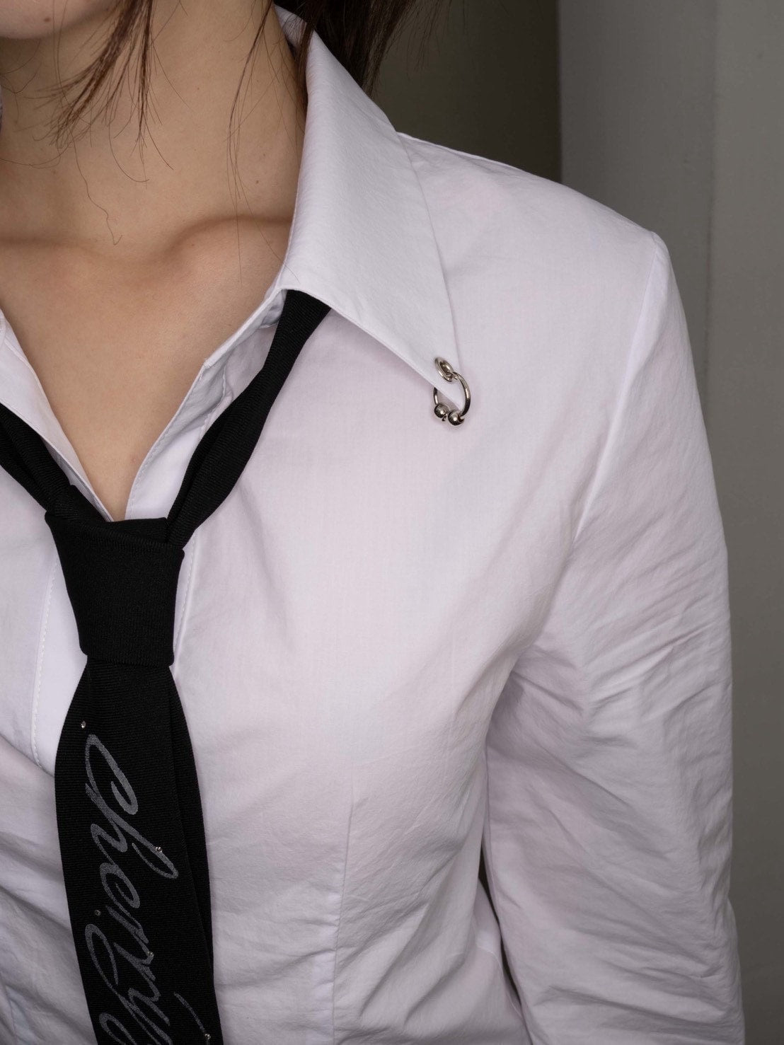 1/2 20:00発売【CHERRYQUIRI】punky lettering tie