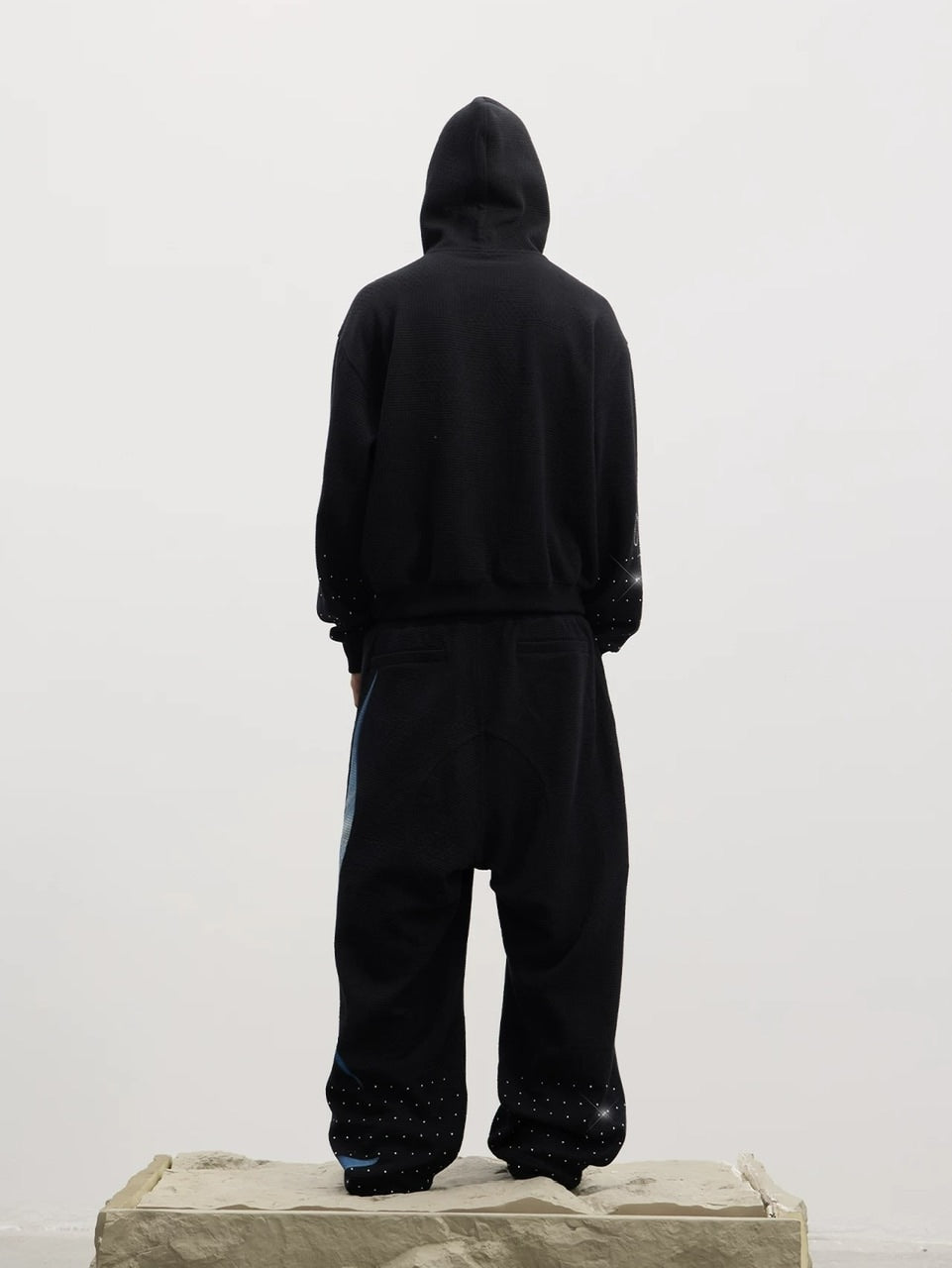 【DND4DES】Saint-M?・re De R?・ches Double-Waist Sweatpants /【ディーエヌディーフォーデス】ダブルウエストラインストーンスウェットパンツ