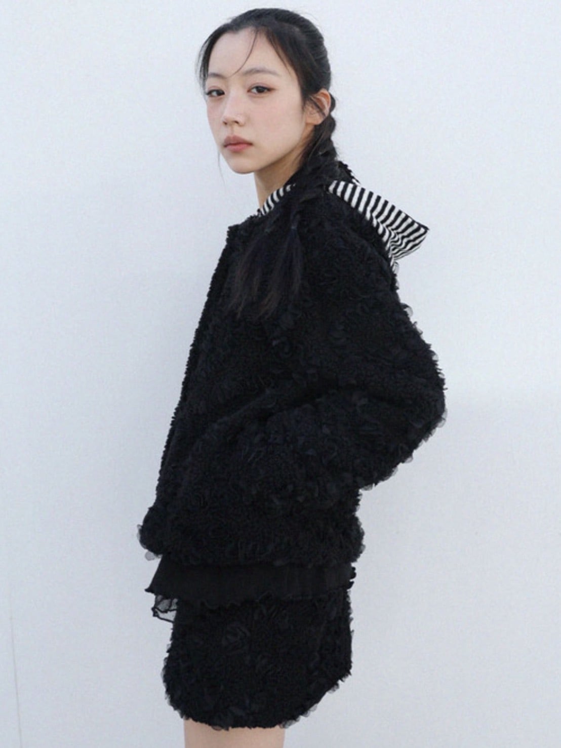 12/21 20:00 発売【Uglyshadow】RUFFLED FUR JACKET