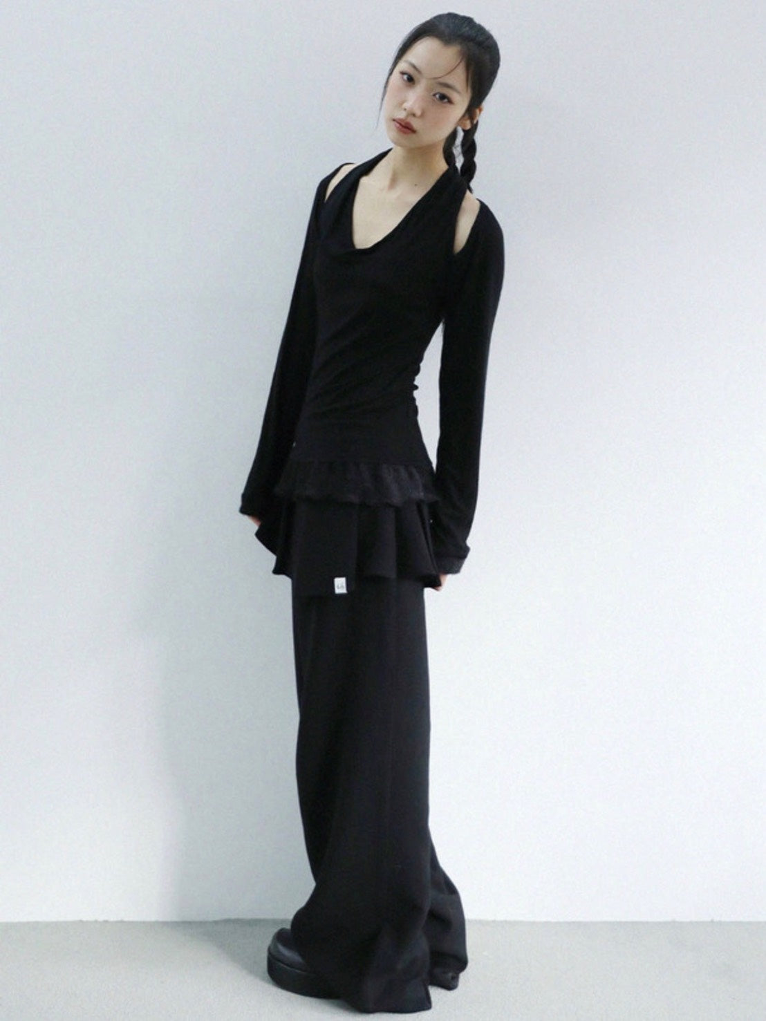 12/21 20:00 発売【Uglyshadow】TULIP LONG SKIRT PANTS