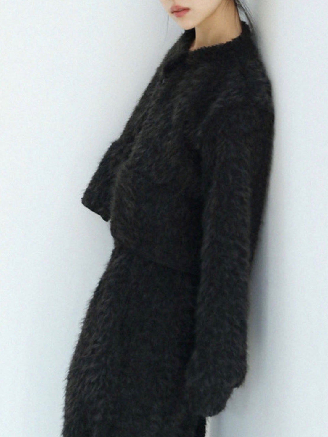 12/21 20:00 発売【Uglyshadow】BOUCLE RUFFLE KNIT CARDIGAN