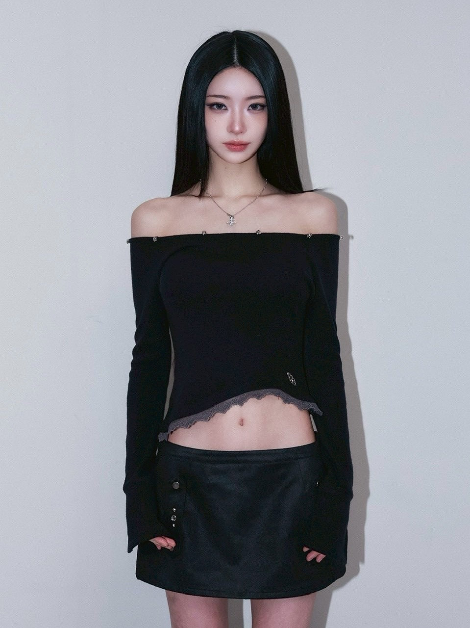 1/2 20:00発売【CHERRYQUIRI】bunny fluff off shoulder top