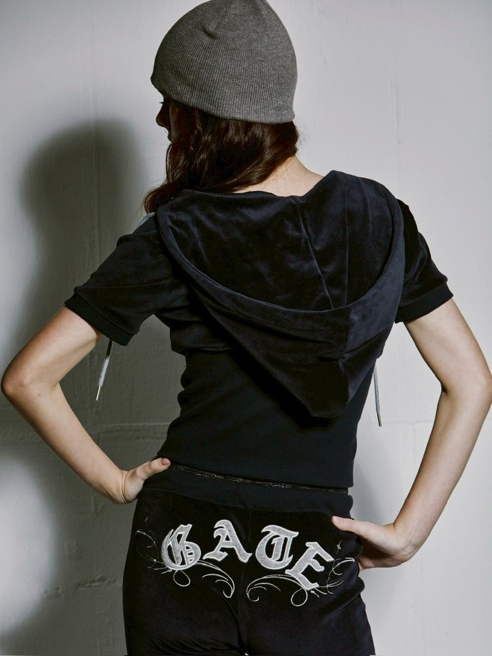 【GATELESS】SUMMER RETRO ZIP UP / 【ゲートレス】ロゴサマーレトロジップアップ半袖Tシャツ