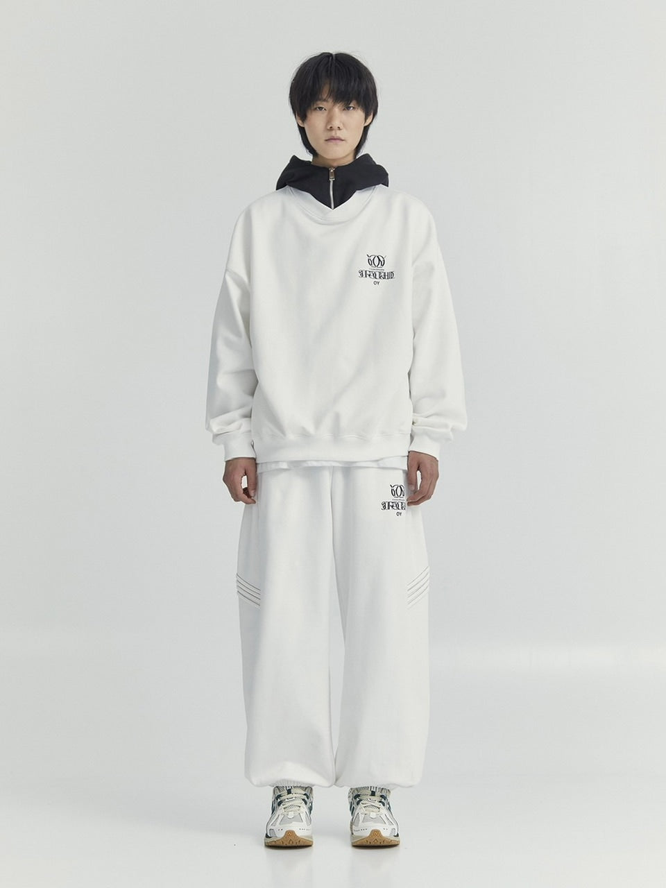 【OY】OVERLAY LOGO ZIPPER POLA HOODIE