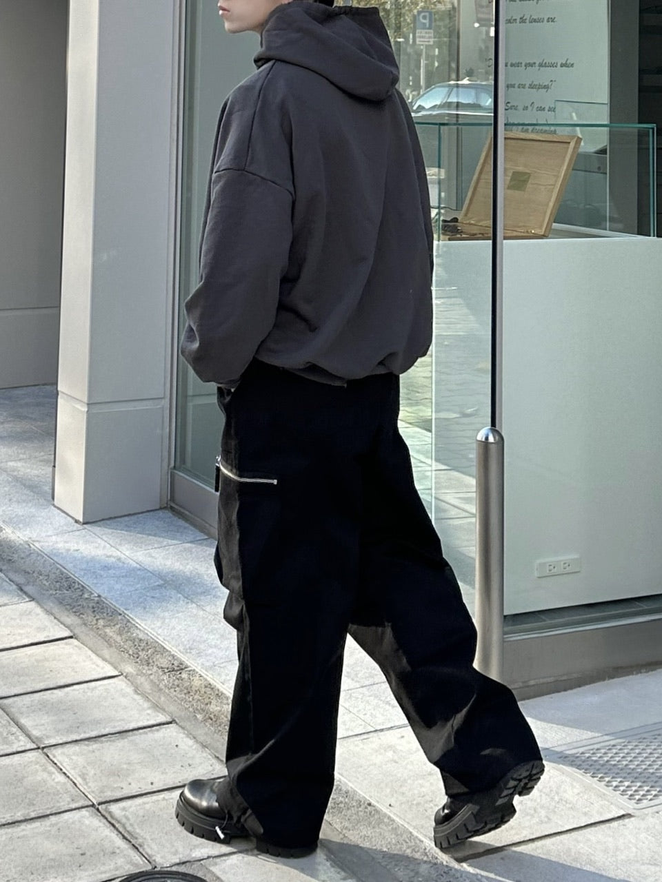 大阪店WEB限定【Chikashitsu +】damage arm warmer hoodie (3color)