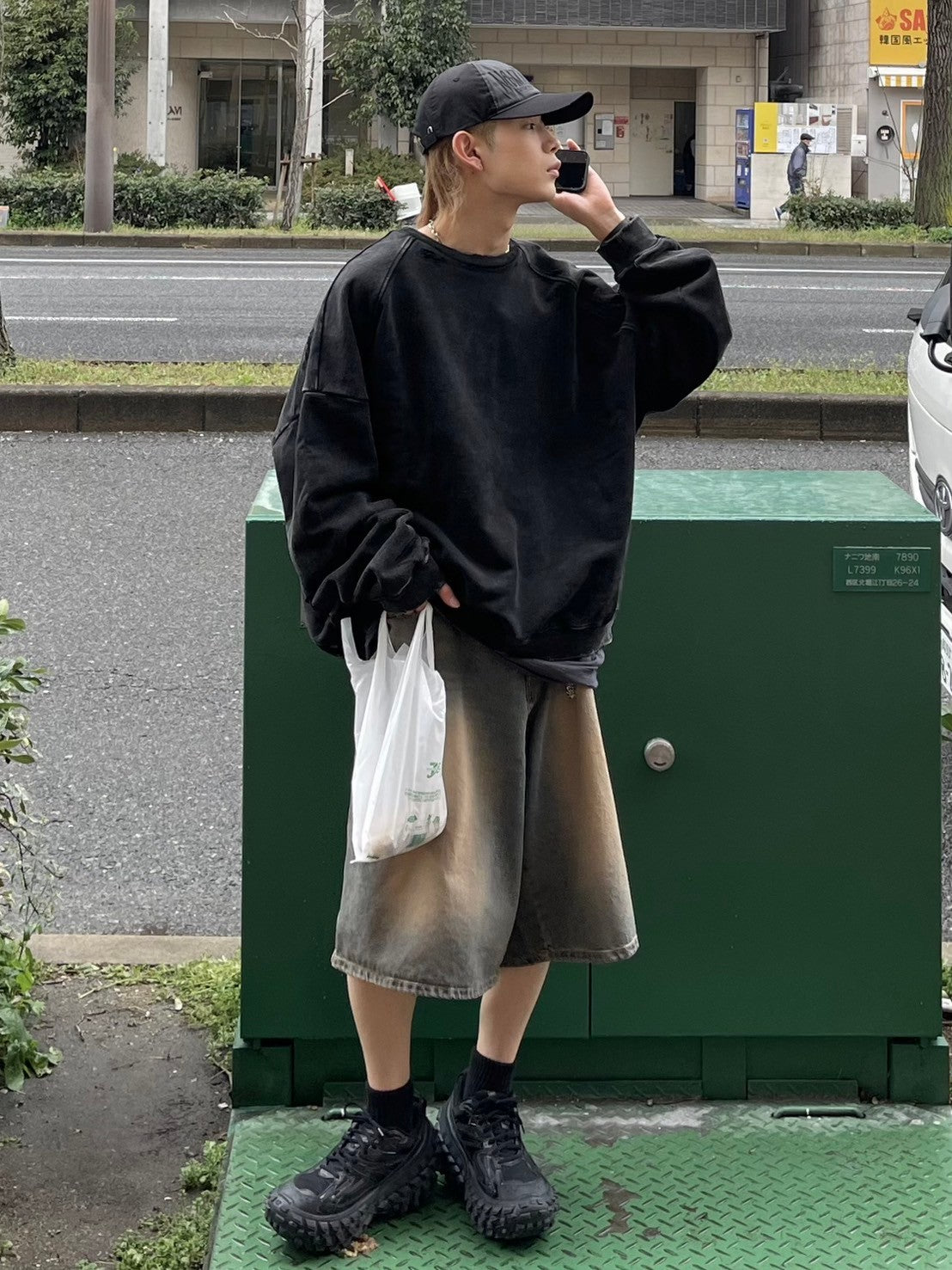 受注制【Chikashitsu +】vintage wash denim half pants
