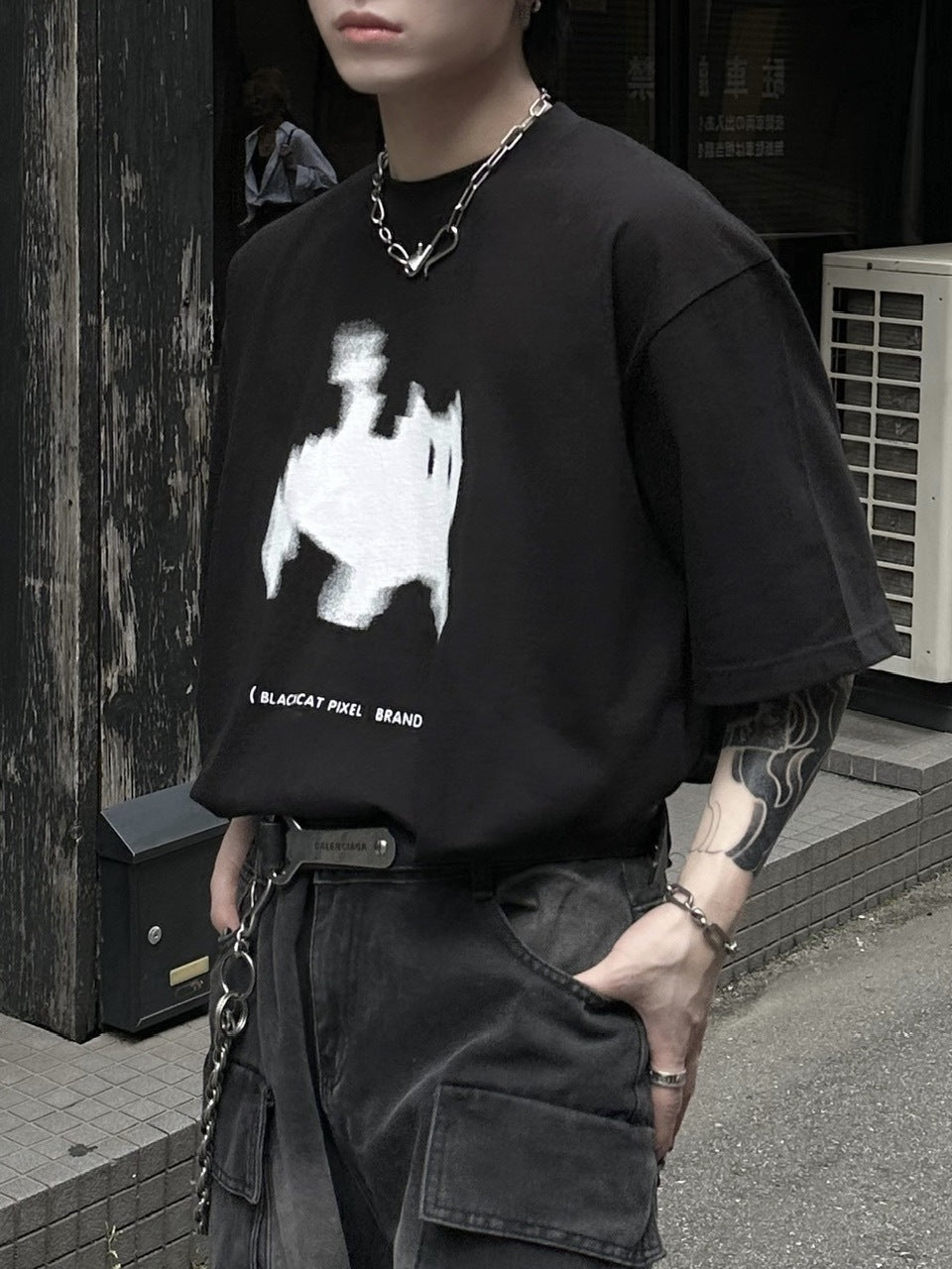 大阪店WEB限定【Chikashitsu +】oversized pixel cats t-shirt (2color)