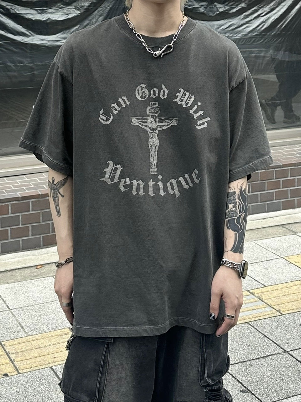大阪店WEB限定【Chikashitsu +】box fit jesus t-shirt (2color