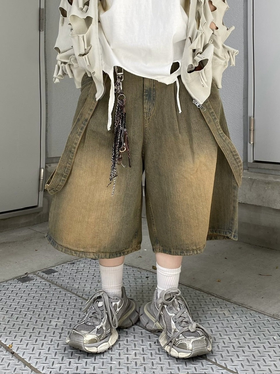 受注制【Never mind the XU】strap denim half pants (2color)