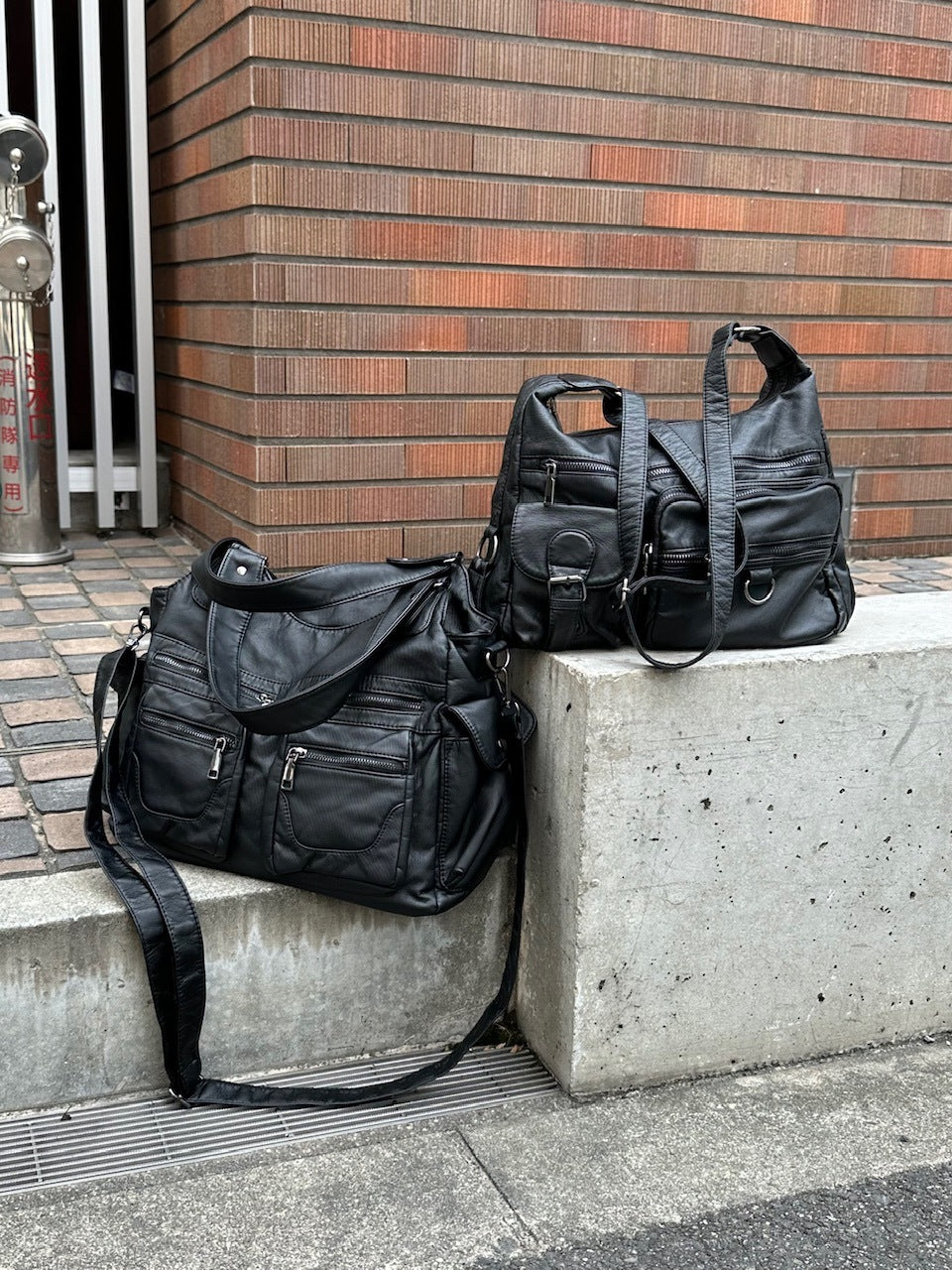 大阪店WEB限定【Chikashitsu +】leather pocket shoulder bag 3