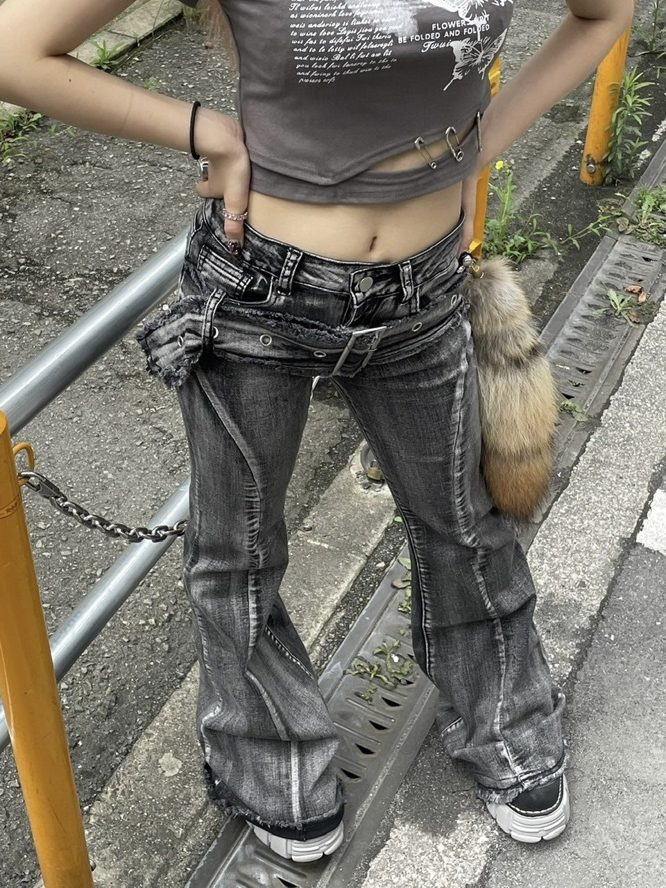 国際配送【Never mind the XU】fur charm