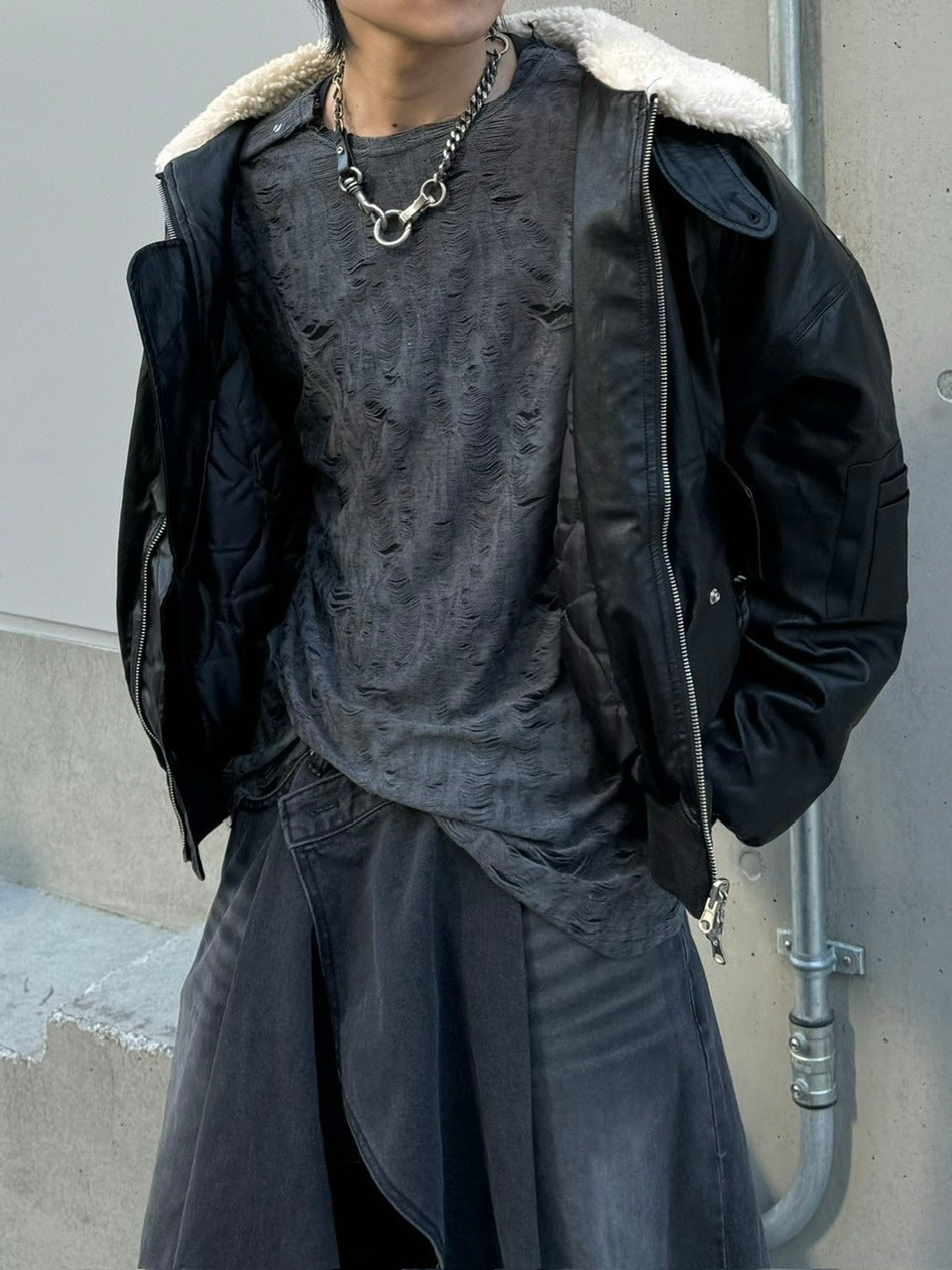 受注制【Chikashitsu +】shoulder button grunge knit (2color)