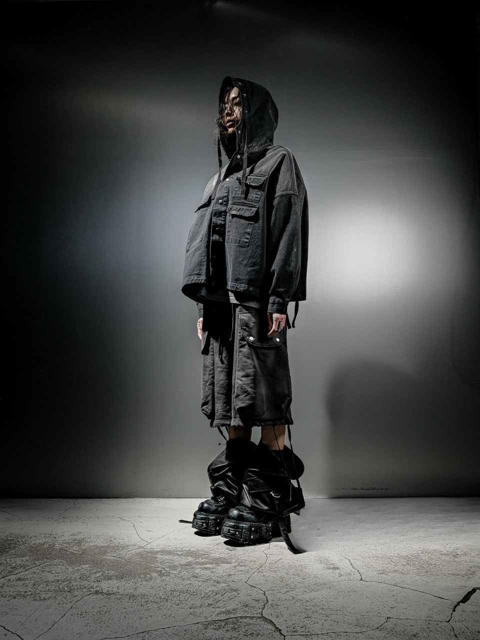 【DIG YOUR OWN GRAVE】FULL ZIP SHORTS