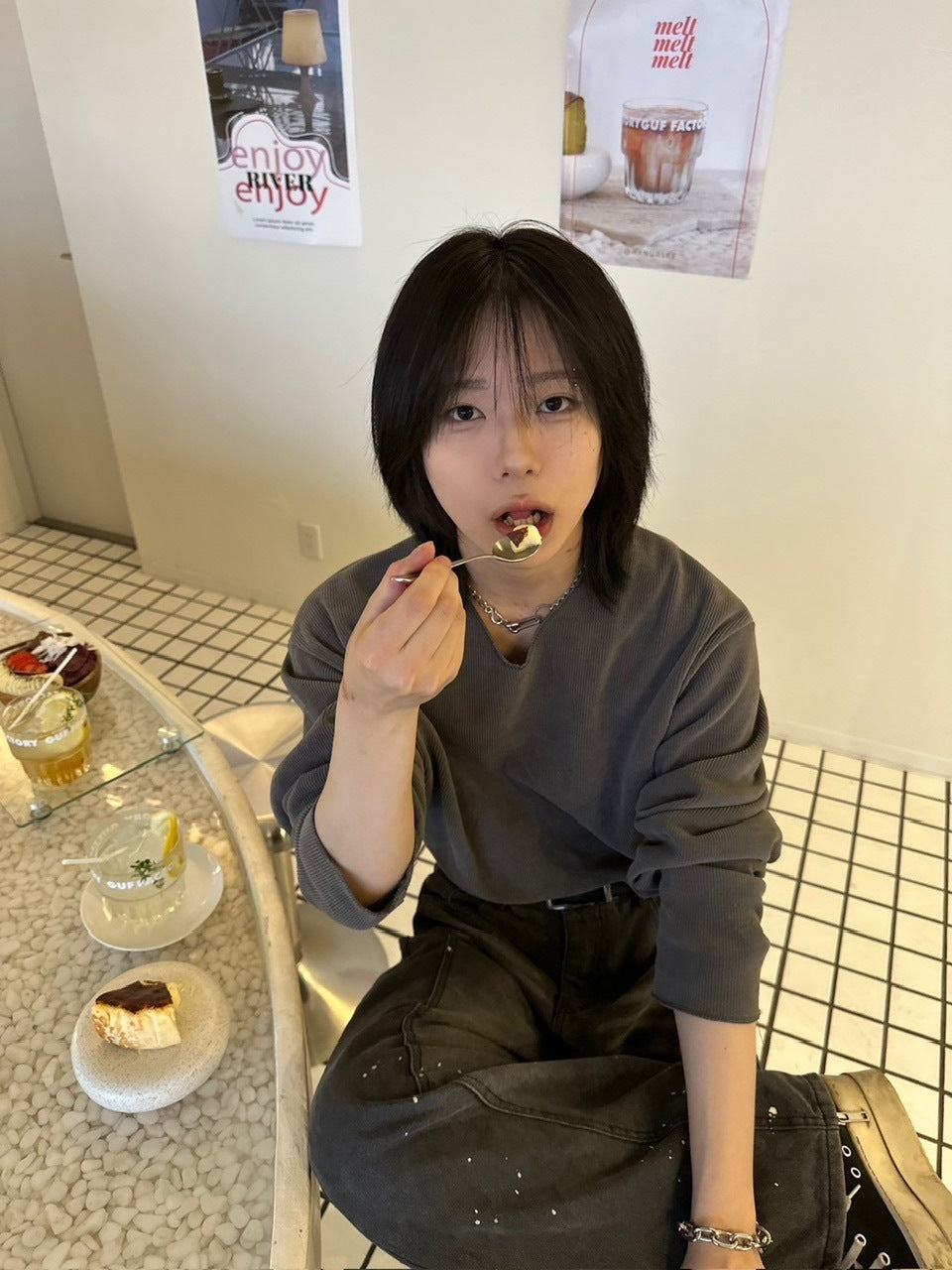 【LUV CODE】v neck rib knit (3color)