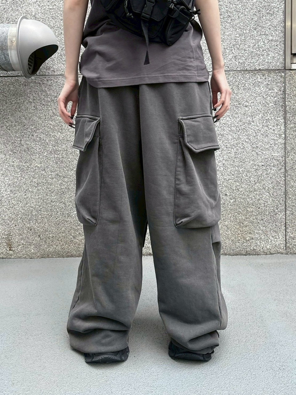 【nmtc +】oversized pigment sweat cargo pants (2color)