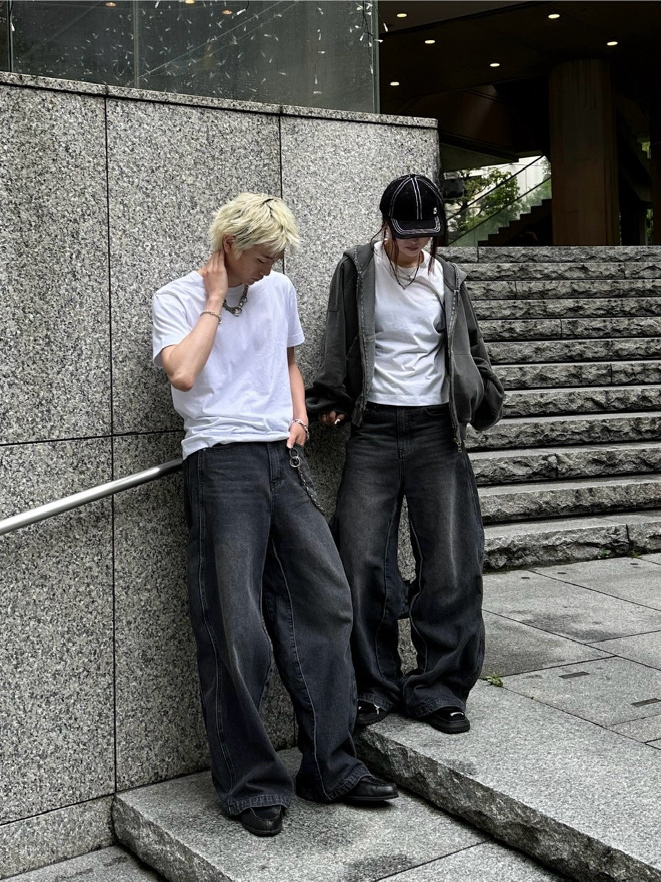 【Chikashitsu +】side wave design denim pants (BLACK)