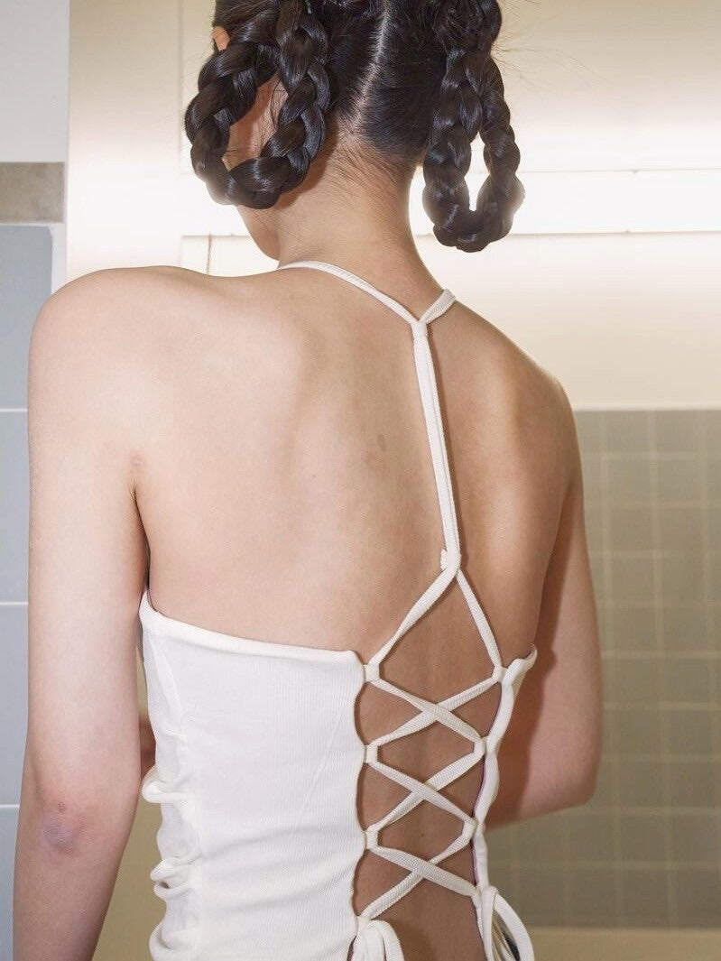 【ODDONEOUT】BACK STRING HALTER NECK TOP