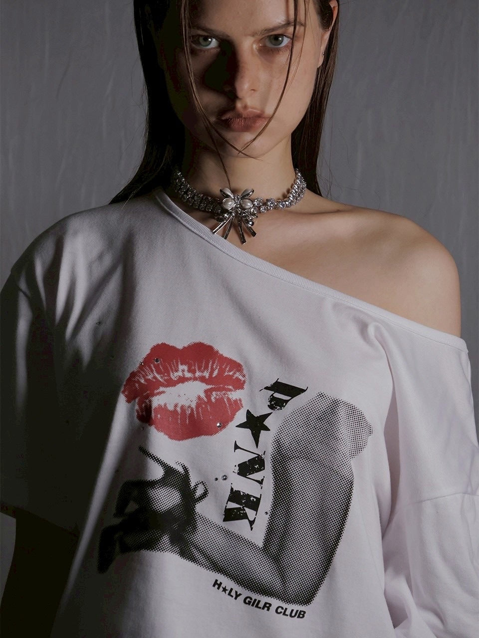 【HOLY NUMBER 7】OFF-SHOULDER PUNK GRAPHICS SHORT-SLEEVED T-SHIRT / 【ホーリーナンバーセブン】オフショルダープリント半袖Tシャツ