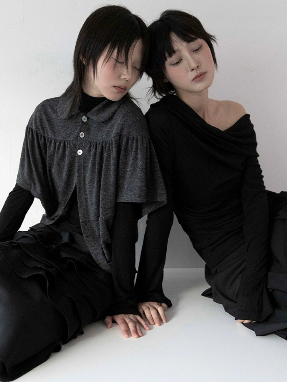 【FLAREUP】Cape Draped Cardigan