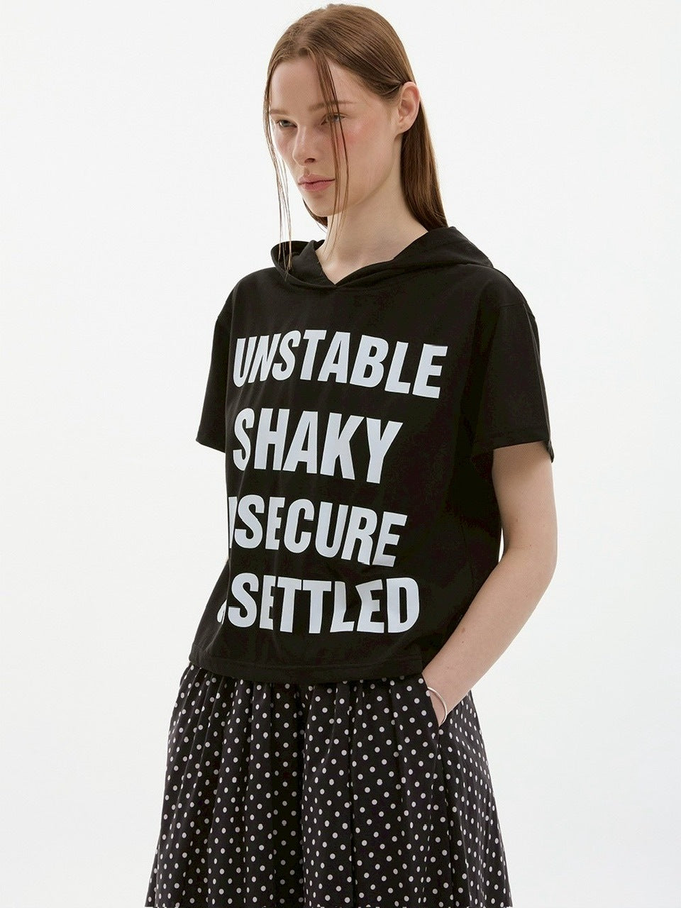 【ESC STUDIO】quadruple shaky hoodie / 【イーエスシーステュディオ】クアドルプルシャイキーロゴフード付き半袖Tシャツ