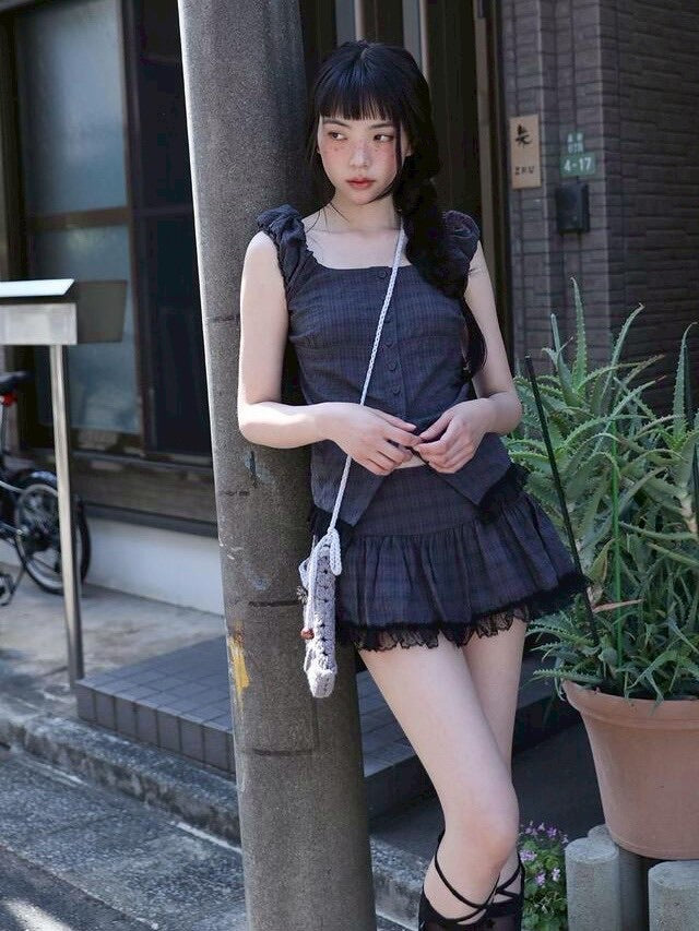 【Uglyshadow】CHECK SHIRRING BLOUSE / 【アグリーシャドウ】チェックシャーリングノースリーブブラウス