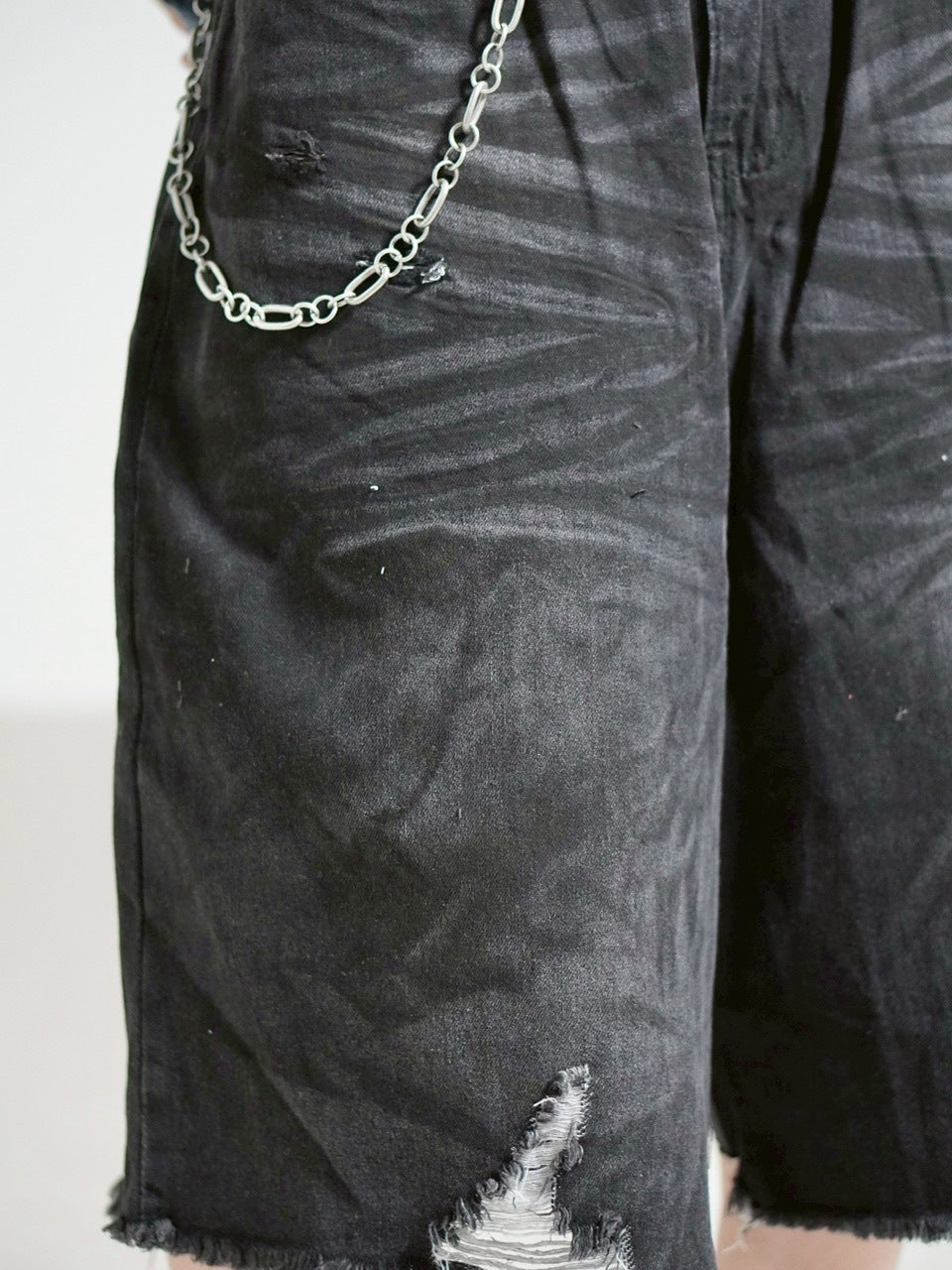 受注制【Chikashitsu +】oiled wash damage bermuda pants / 【チカシツプラス】オイルドウォッシュダメージバミューダパンツ (2color)