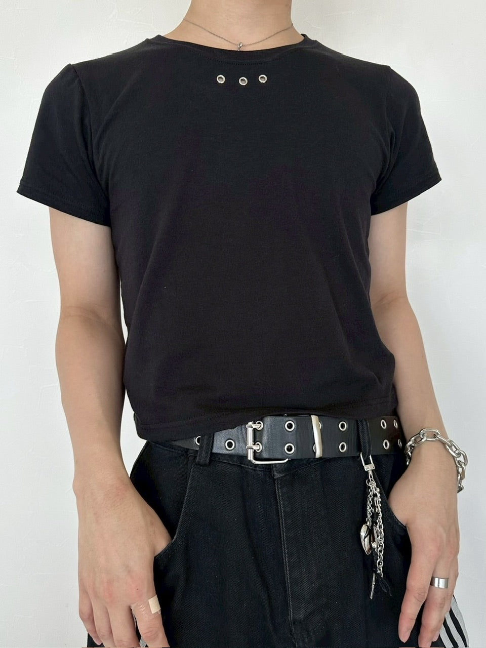 受注制【LUV CODE】eyelet cropped tee (3color)