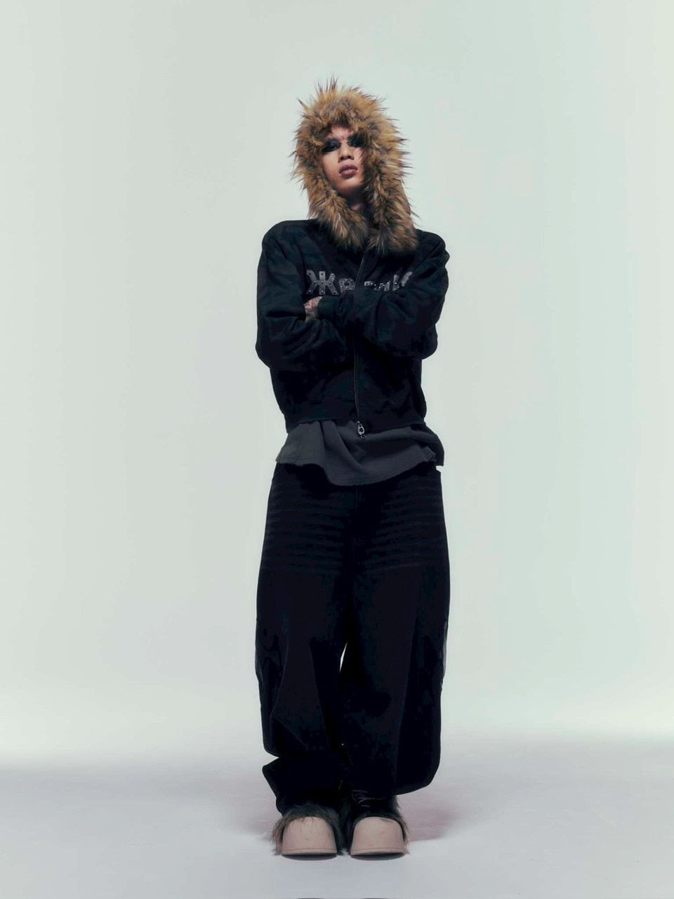 【DIG YOUR OWN GRAVE】Желание FUR HOODIE /【ディグユアオウングレイブ】ファーフードフードジェラーニエロゴジップアップパーカー