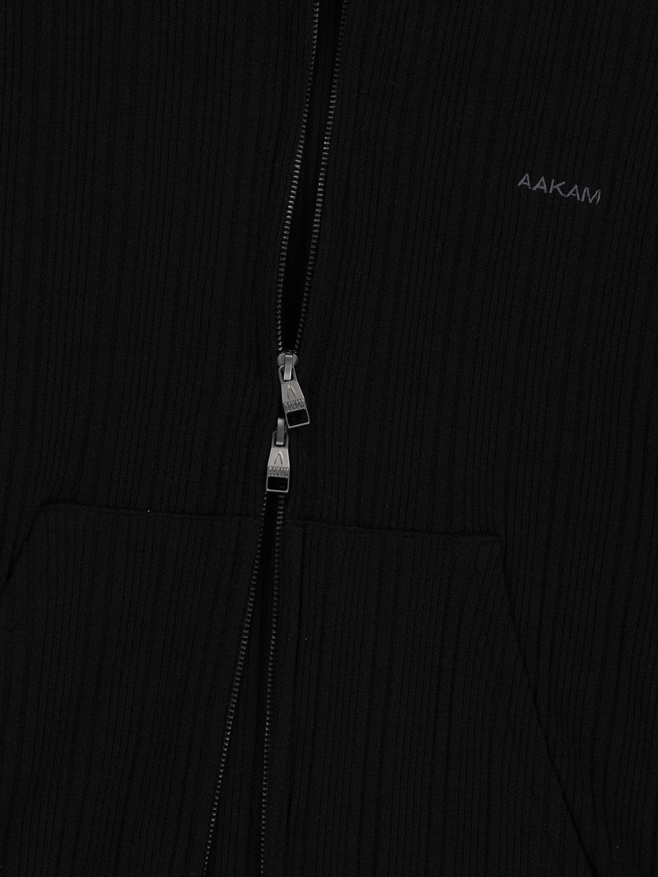 【AAKAM】Knitted Zip-Up Hoodie
