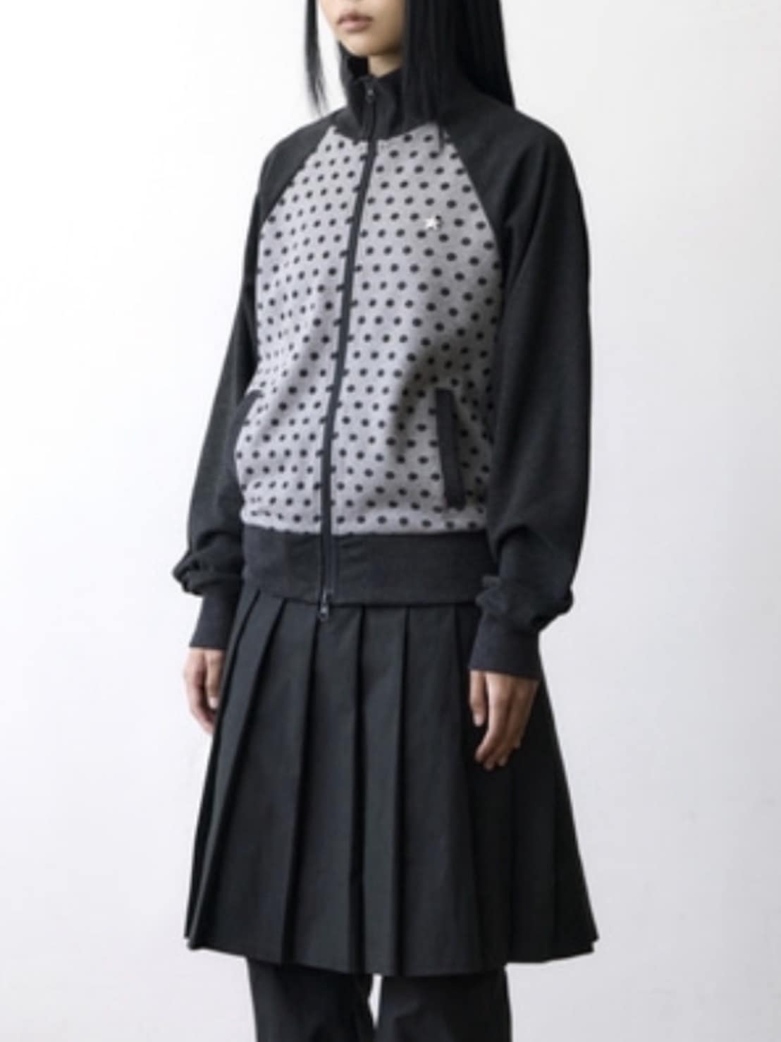 【THECOLDESTMOMENT】TCM dot raglan zip-up