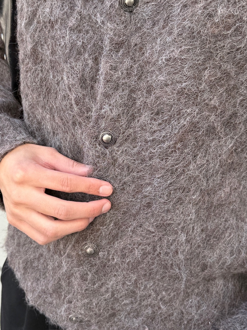 東京店WEB限定受注制【Chikashitsu +】shaggy knit cardigan / 【チカシツプラス】シャギーニットカーディガン (2color)