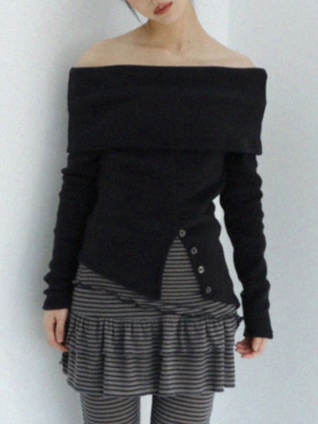 12/21 20:00 発売【Uglyshadow】BURTON KNIT OFF-SHOULDER