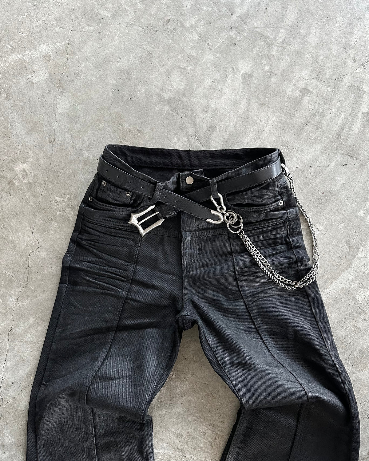 【CHIKASHITSU PLUS HIGH】Linear coating denim flare pants