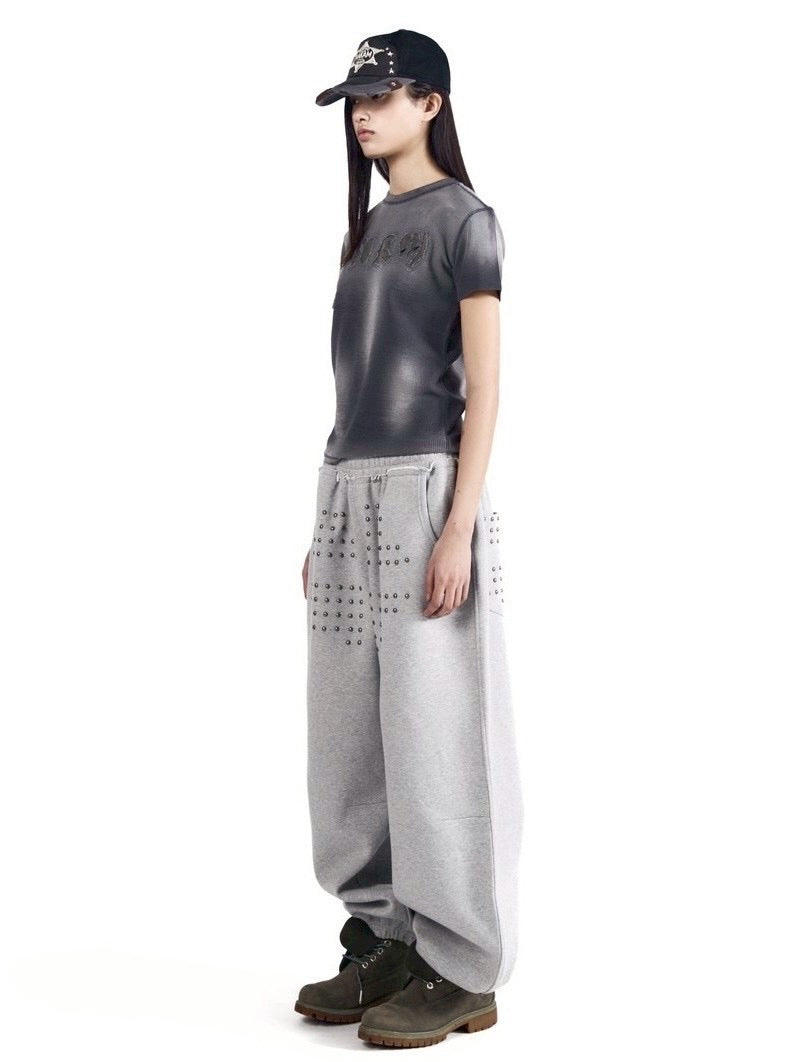 【AAKAM】Go-Cross Studded SweatPants
