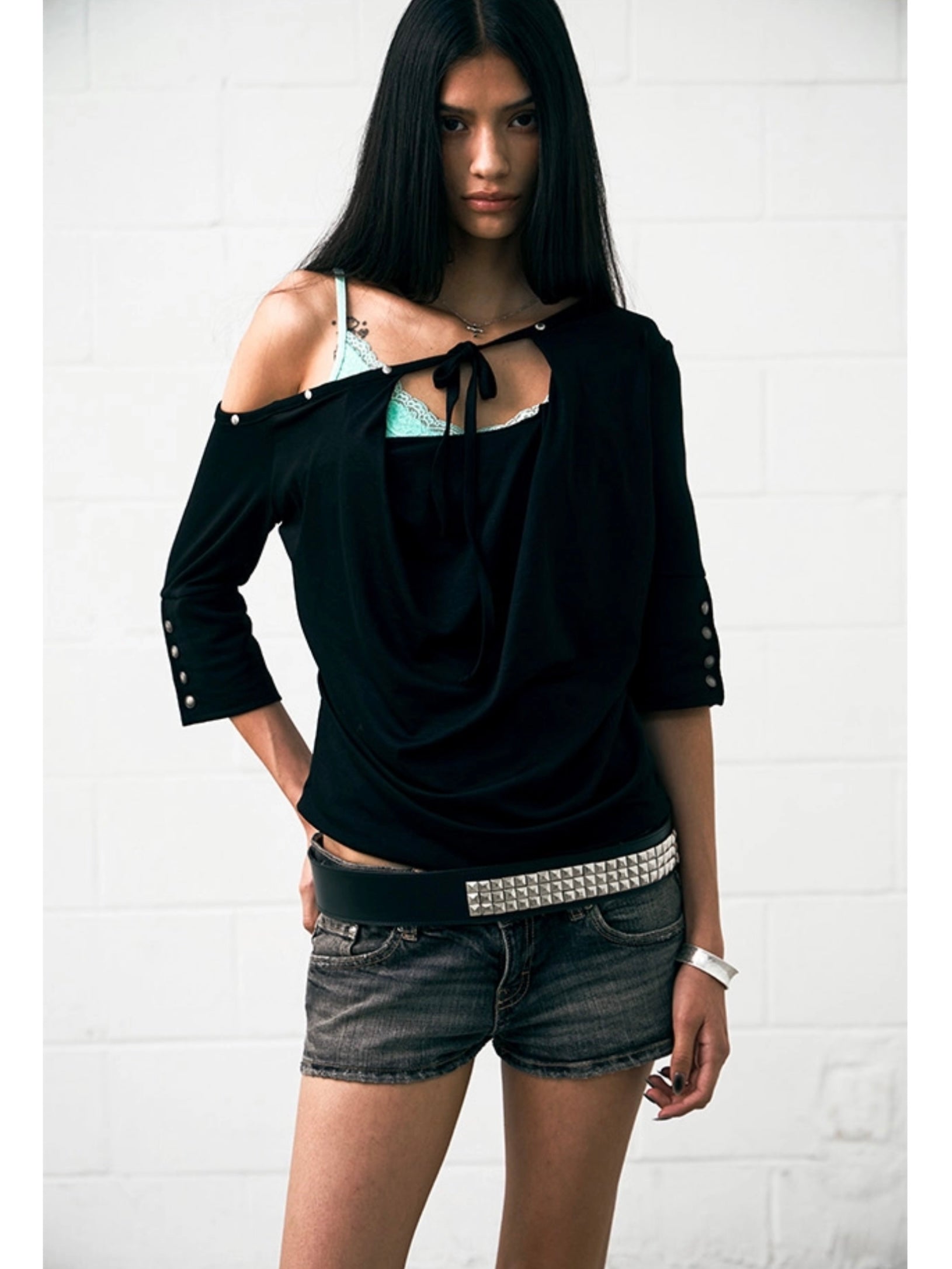 【NOT KNOWING】One Shoulder Cowl Neck Top