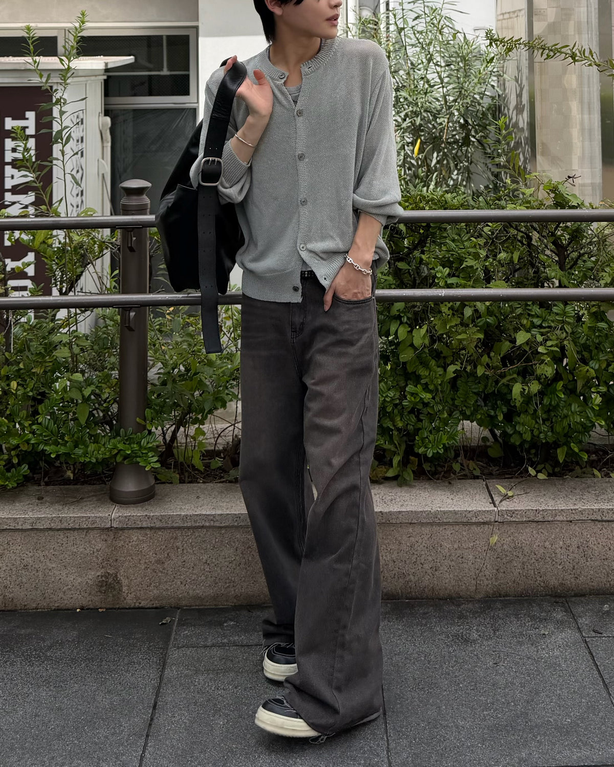 大阪店WEB限定受注制【Chikashitsu +】cutting bootcut denim pants (2color)