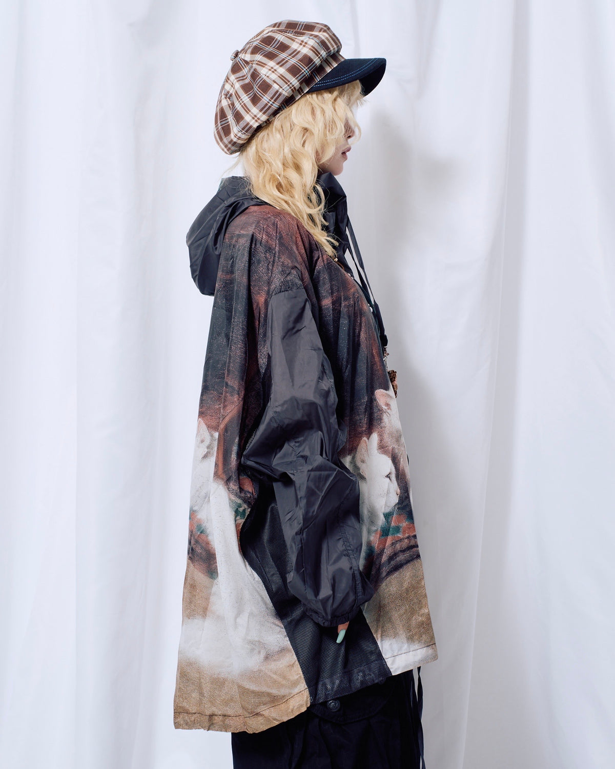 9/18 20:00 発売 国際配送【Nerd out XU】neko hooded windbreaker
