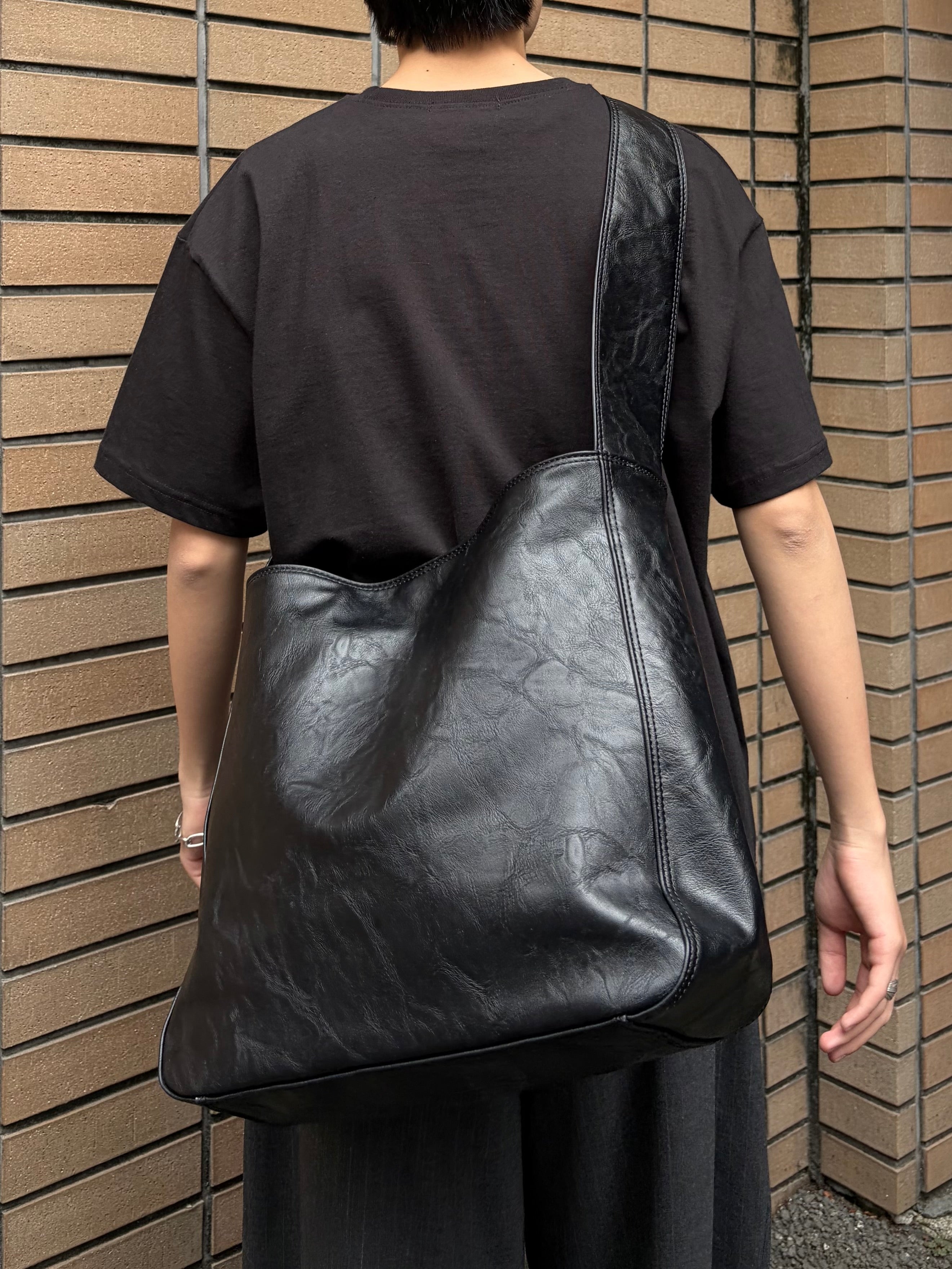 東京店WEB限定受注制【Chikashitsu +】cropped box tee (4color)