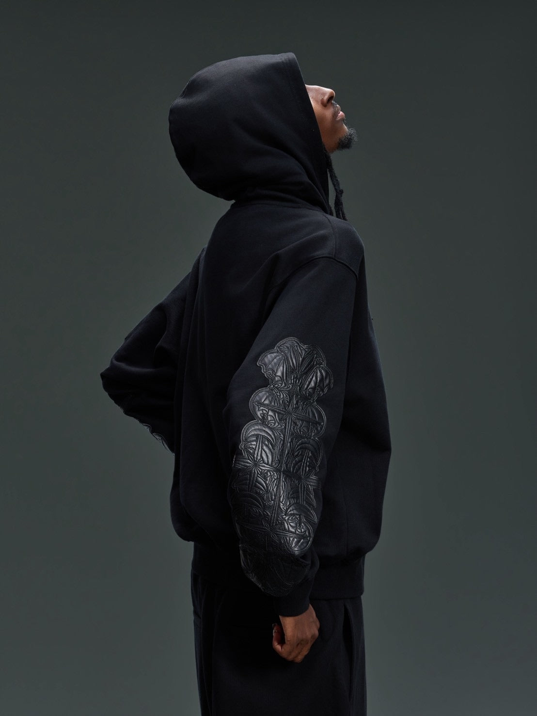 【The Boy Has No Patience】LEATHER PATCH ZIP HOODIE