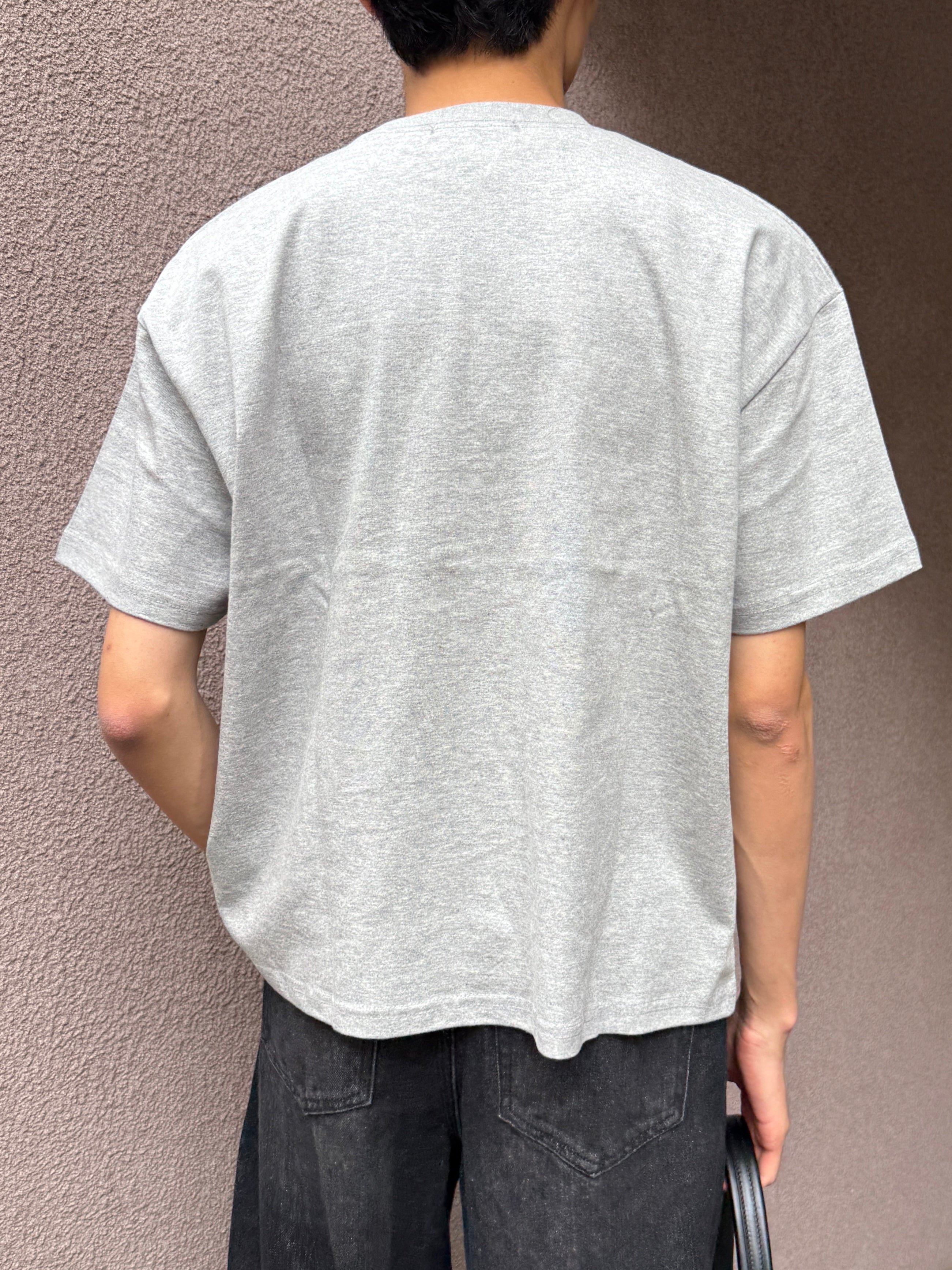 東京店WEB限定受注制【Chikashitsu +】cropped box tee (4color)