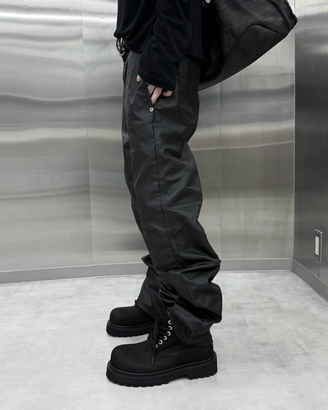 受注制【nmtc+】Coated bootcut washing pants