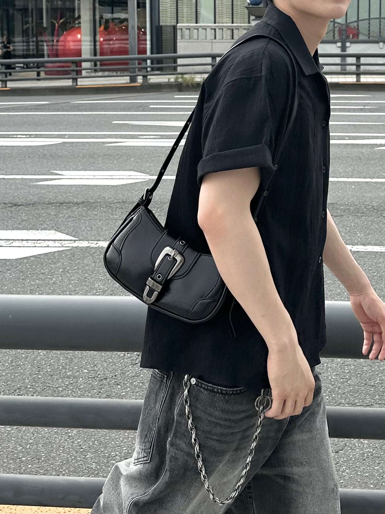 大阪店WEB限定【Chikashitsu +】belt buckle shoulder bag (2color)