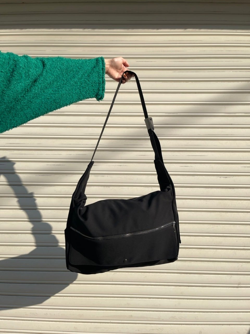 受注制【Chikashitsu +】design shoulder bag