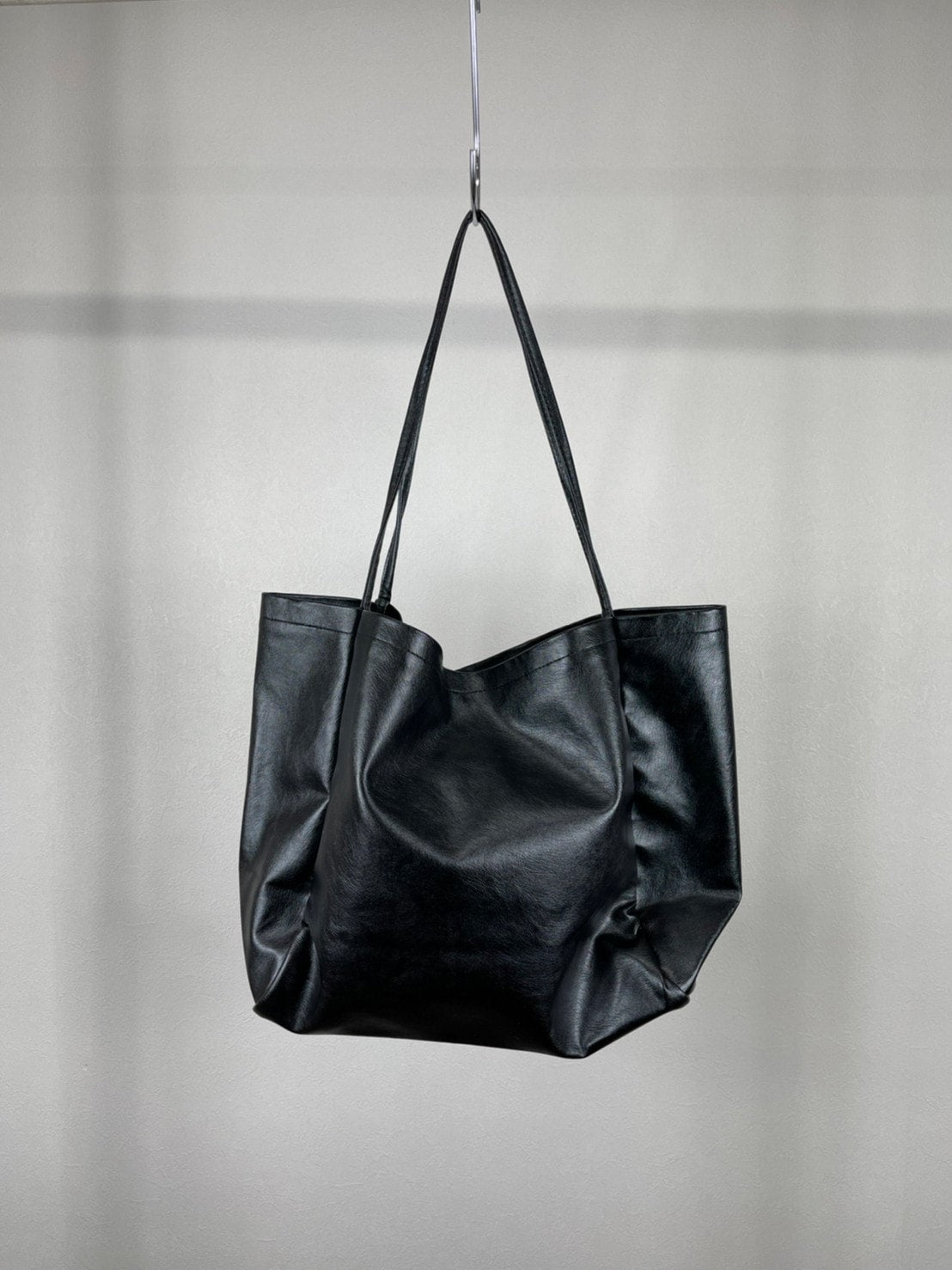 受注制【Chikashitsu +】big leather tote bag