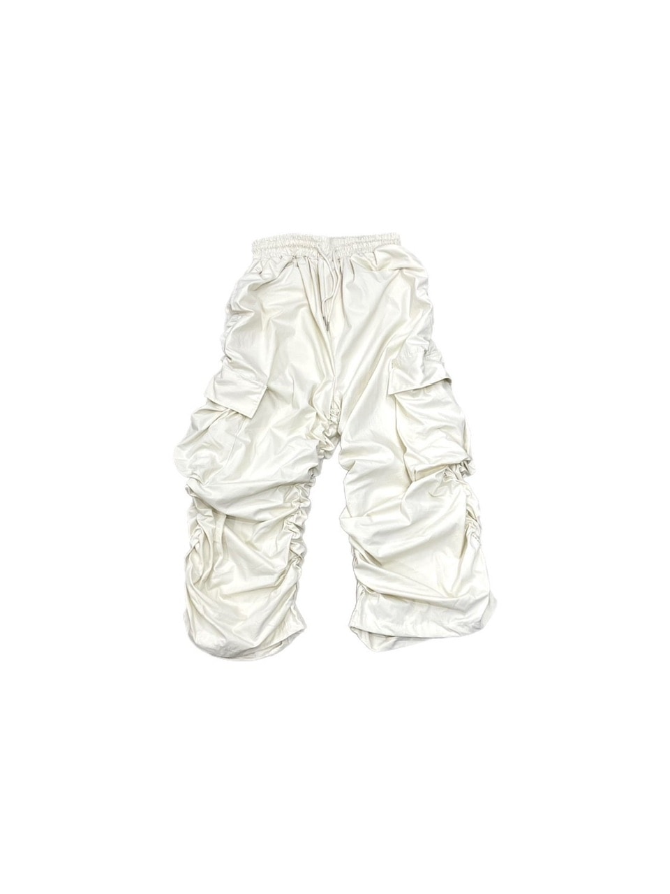 受注制【Chikashitsu +】oversized gather cargo pants (3color)