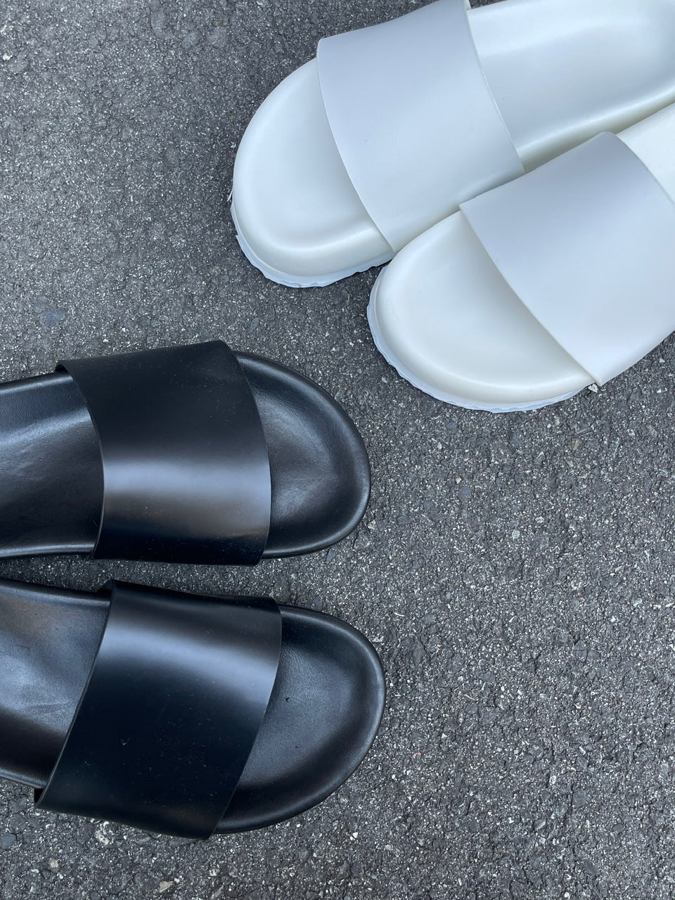 受注制【Chikashitsu +】volume sole leather sandal (2color)