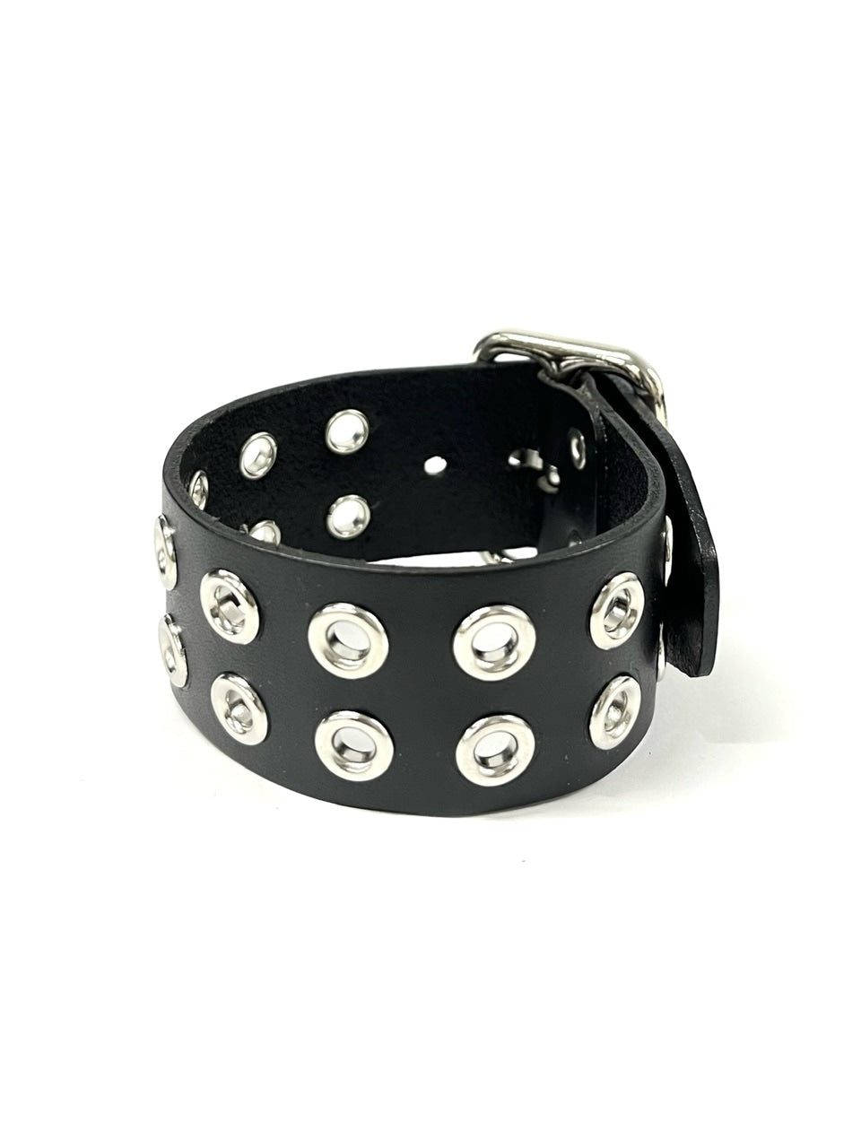 受注制【Never mind the XU】eyelet bracelet