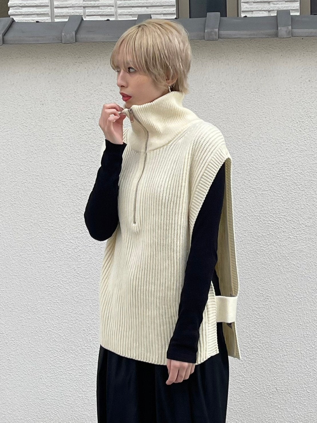 【Chikashitsu +】half zip design vest (3color)