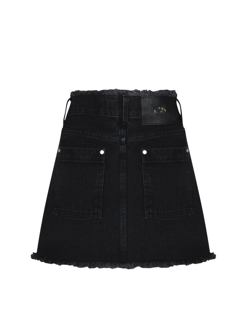 【MORE THAN BLACK】CUT OFF DENIM SKIRT