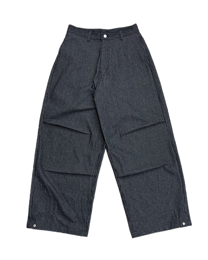 受注制【Chikashitsu +】snap button hickory stripe pants / 【チカシツプラス】スナップボタンヒッコリーストライプデニムパンツ
